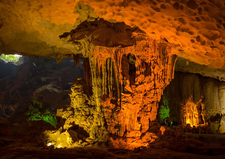 Surprise Cave (Hang Sung Sot)