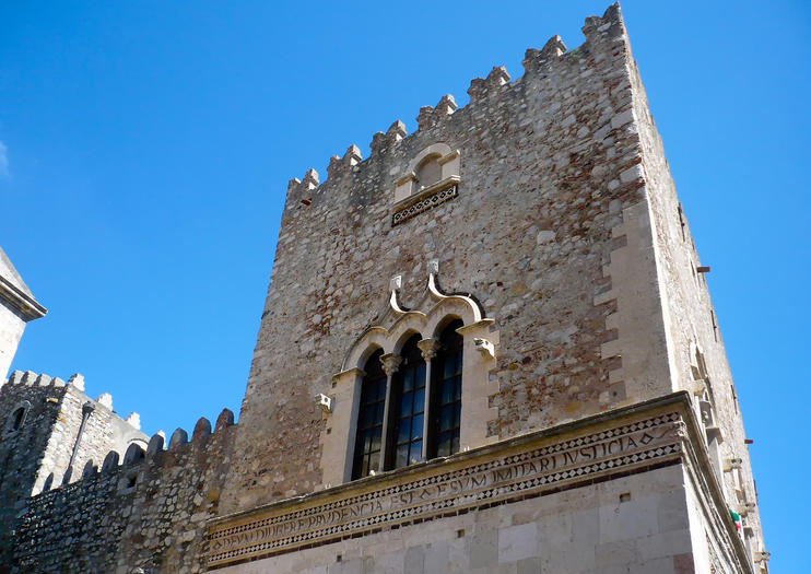 Corvaja Palace (Palazzo Corvaja)