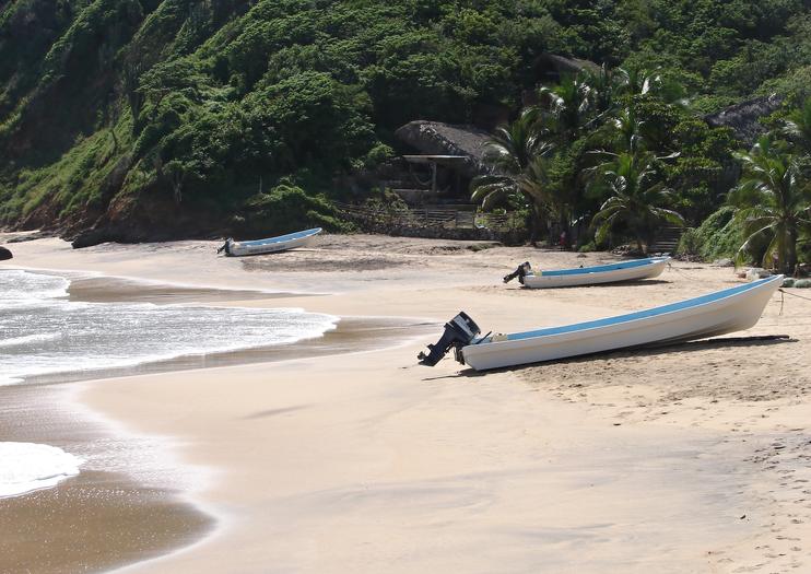 San Agustin Bay (Bahía San Agustín)