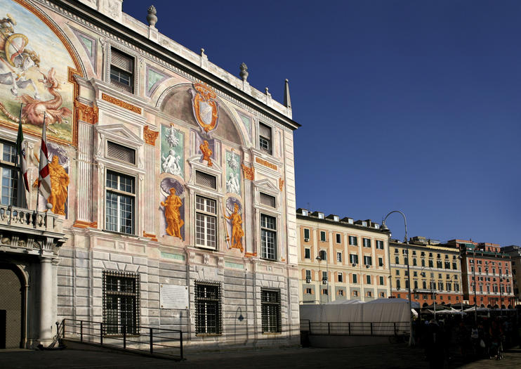 Piazza Caricamento