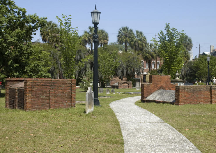 Colonial Park Cemetery