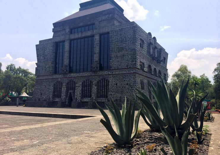 Anahuacalli Museum (Museo Anahuacalli)