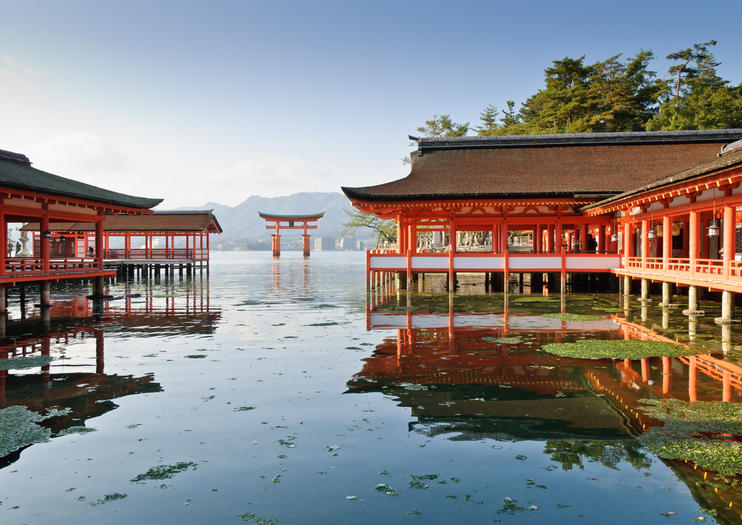 Resultado de imagem para Itsukushima