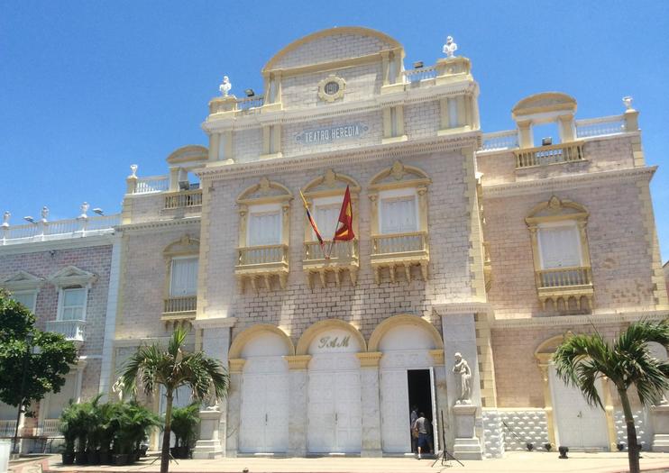 Teatro Adolfo Mejia (Teatro Heredia)