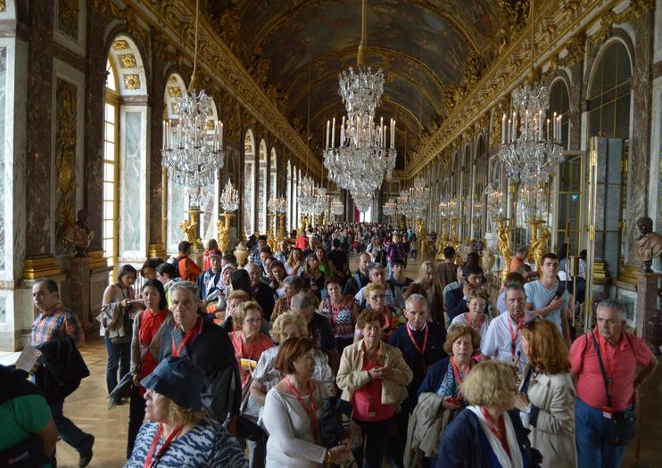 Hall of Mirrors (Galerie des Glaces)