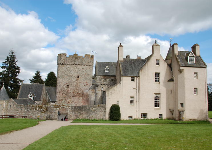 Drum Castle, Garden & Estate