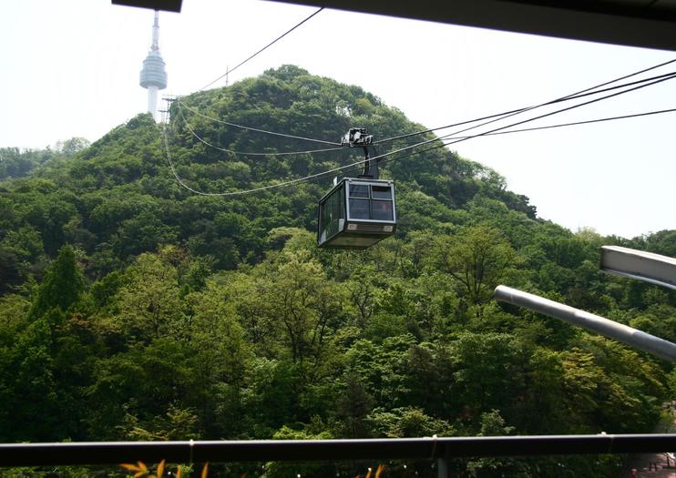Namsan Cable Car
