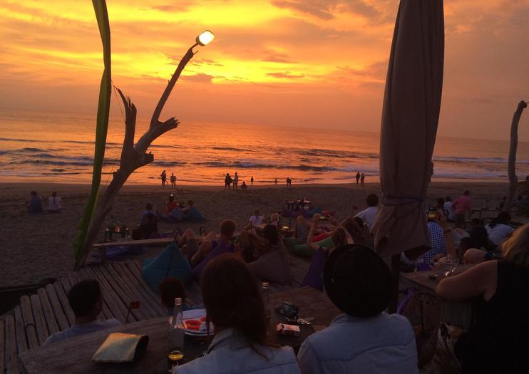 Batu Belig Beach (Pantai Batu Belig)
