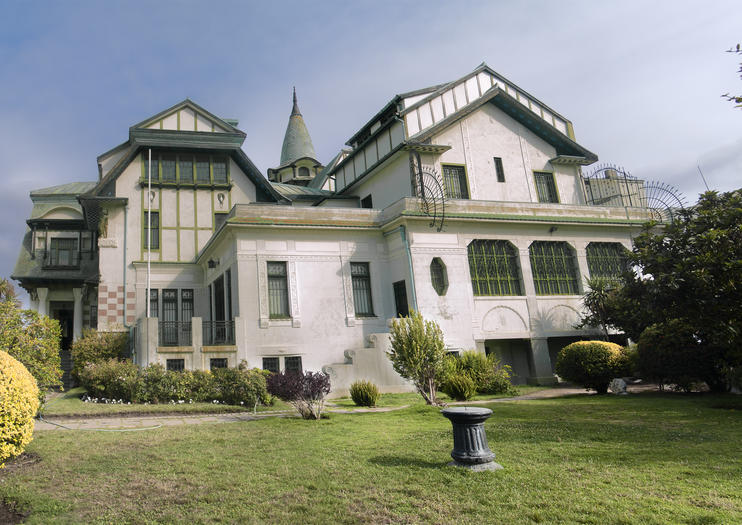 Baburizza Palace (Palacio Baburizza)