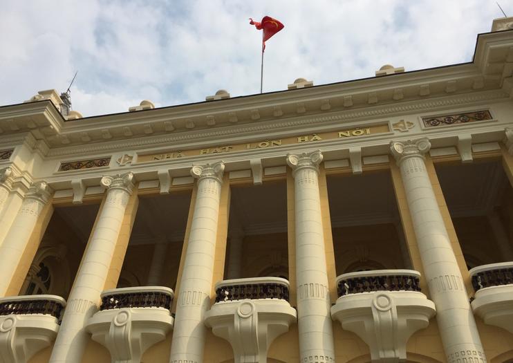 Hanoi Opera House (Nha Hat Lon)