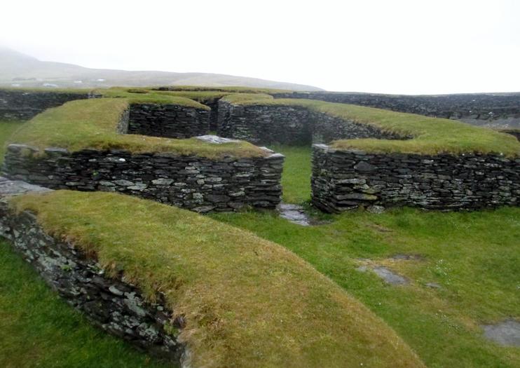 Leacanabuaile Fort