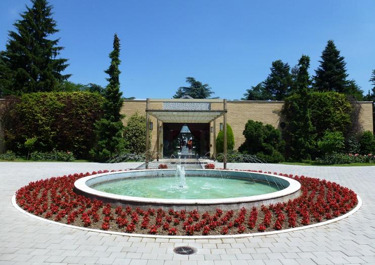 House of Flowers (Kuća Cveća)