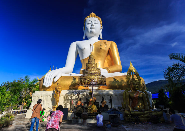 Golden Temple (Wat Phra That Doi Kham)