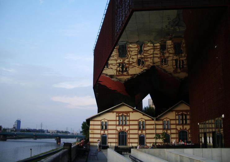 Cricoteka (Centre for the Documentation of the Art of Tadeusz Kantor)