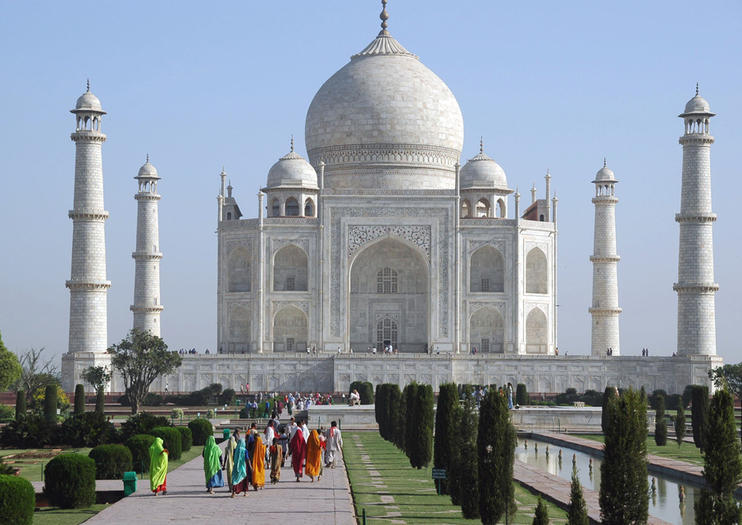 History behind the taj mahal