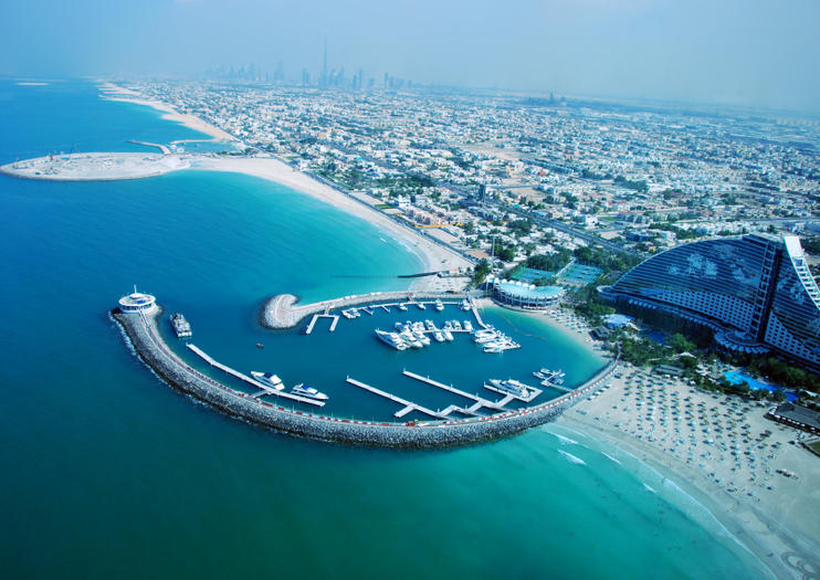 Thanks To Its Distinct Skyscrapers And Palm Shaped Islands You Havent Really Seen Dubai Until Youve Seen It From Above From Flight Seeing Tours And Thanks To Its Distinct Skyscrapers And Palm Shaped Islands You Havent Really Seen Dubai Until Youve Seen It From Above From Flight Seeing Tours And