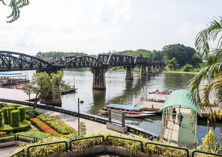 クウェー川鉄橋 戦場にかける橋 Viator ビアター