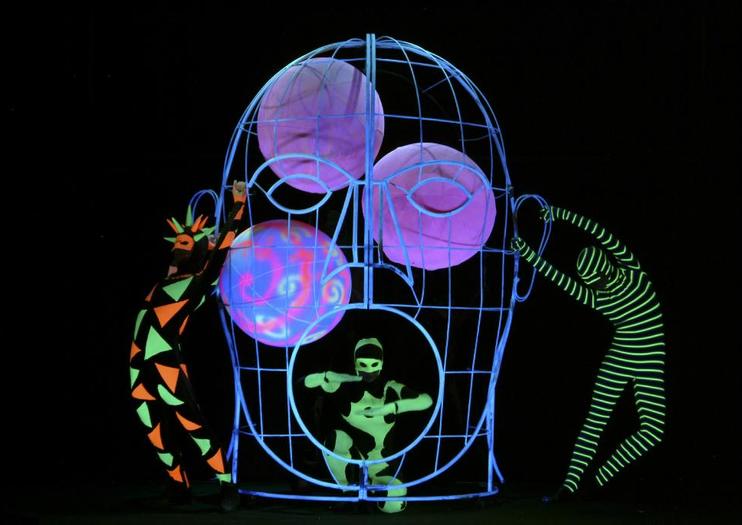 WOW Black Light Theater