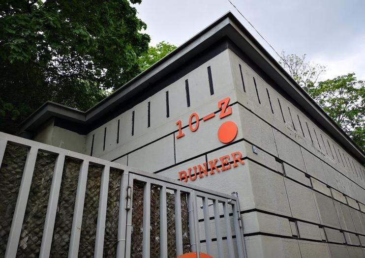 10-Z Bunker