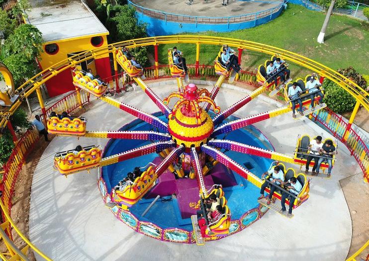 Fun World & Water World