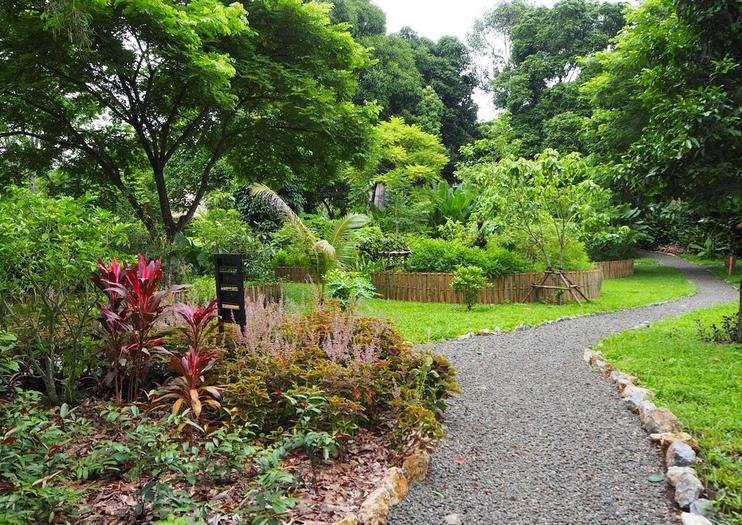 Pha Tad Ke Botanical Garden