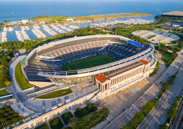 soldier field tour chicago