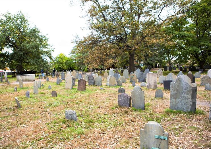 Old Burying Point (Charter Street Cemetery)