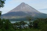 2 Days: Arenal Volcano & Tabacon Hot Springs from San Jose