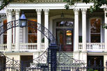 New Orleans Garden District Tour with Lafayette Cemetery
