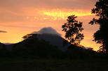 Private Arenal Volcano Hike and Tabacon Thermal Hot Springs with Dinner