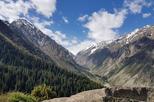 Walking tour to the Ala-Archa National Park