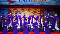 Ao dai vestido de cauda longa Show com jantar, Hue