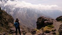 TOUR DE TREKKING DE 4 JOURS DE MARRAKECH À TOUBKAL AVEC DES GUIDES LOCAUX, Marrakech, Cultural Tours