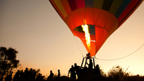 Vol en montgolfière au-dessus des montagnes de l'Atlas au départ de Marrakech, avec petit déjeuner berbère et promenade à dos de chameau dans le désert, Marrakech, Balloon Rides