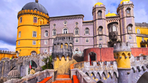 Excursão privada: viagem de um dia inteiro por Sintra saindo de Lisboa, incluindo degustação de vinhos