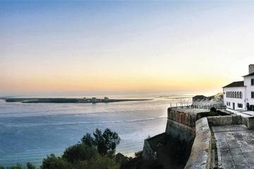 Lisbon Shore Excursion: Wine, Food, Local Market and a Fort
