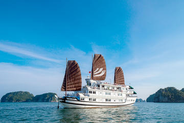 2-Day Halong Bay Tour with Optional Hanoi Transfer by Bus