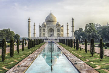 Same Day Taj Mahal Trip from Mumbai including Flights