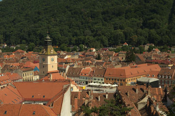 Full-Day Private Tour of Brasov City and Peles Castle from Bucharest