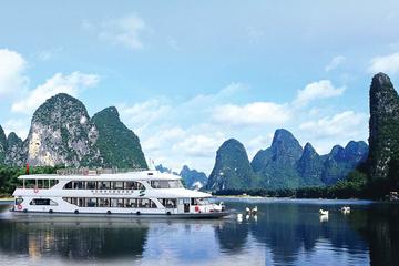 Private Day Tour: Li River Cruise and Yangshuo