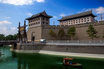 Private Xian Tour: Half Day Bell & Drum Tower Square, City Wall, Muslim Quarter
