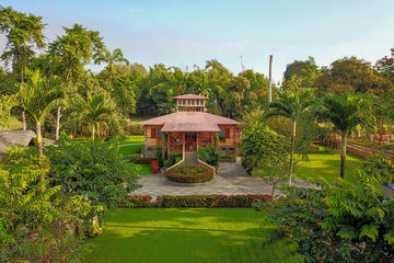 Day Trip to Hacienda La Danesa with a Three Course Lunch and Activities