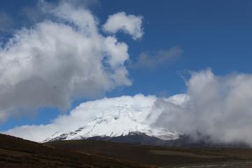 Private Tour: 2 Day Termas de Papallacta Spa and Antisana Volcano Reserve