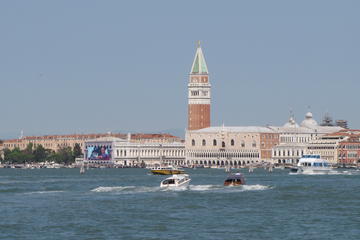 Dan Brown's inferno  - the movie -  tour of Venice