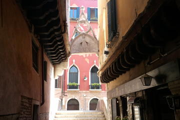Private Tour: Beyond Saint Mark's Square Hidden Venice Walking Tour