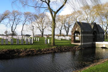 Small-Group Australian Battlefield Tour in Flanders from Brussels