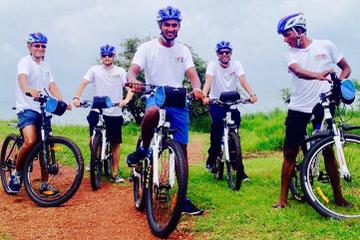 Aguada Hill Cycling Tour from Nerul