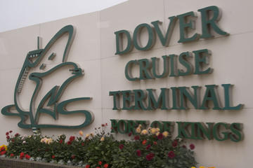 Private Minivan Arrival Transfer: Dover Cruise Terminal to London