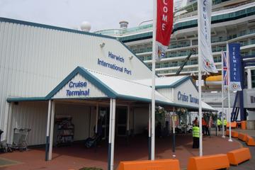 Private Minivan Departure Transfer: London To Harwich Cruise Terminal