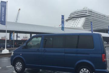 Private Minivan Departure Transfer: London to Southampton Cruise Terminals